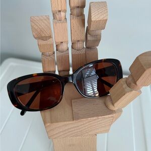 LACOSTE Black Tortoise Brown Rectangular Sunglasses Unisex Adult